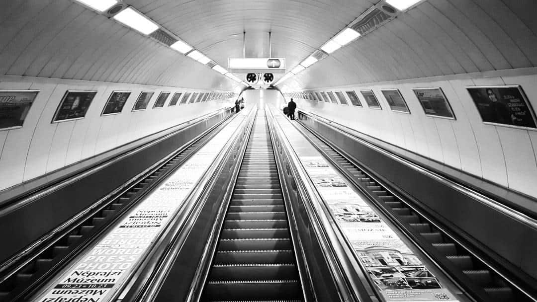 budapest hungary subway