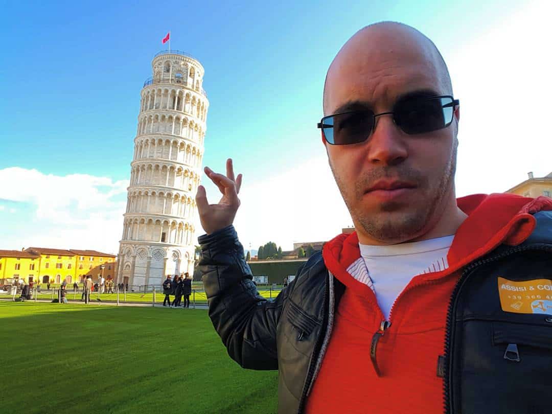 I had to do the lame Pisa selfie at pisa tower italy