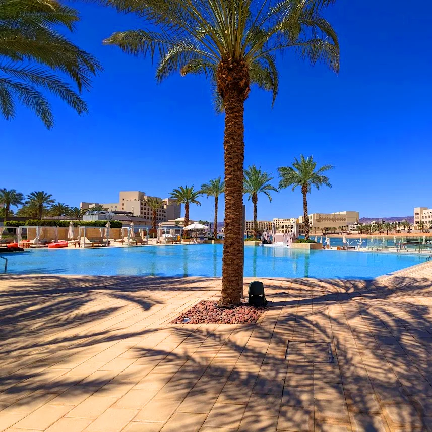 Aqaba hotel pool