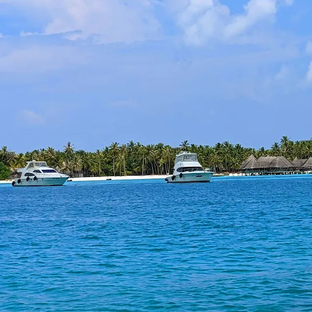 Maldives - Islands and boats