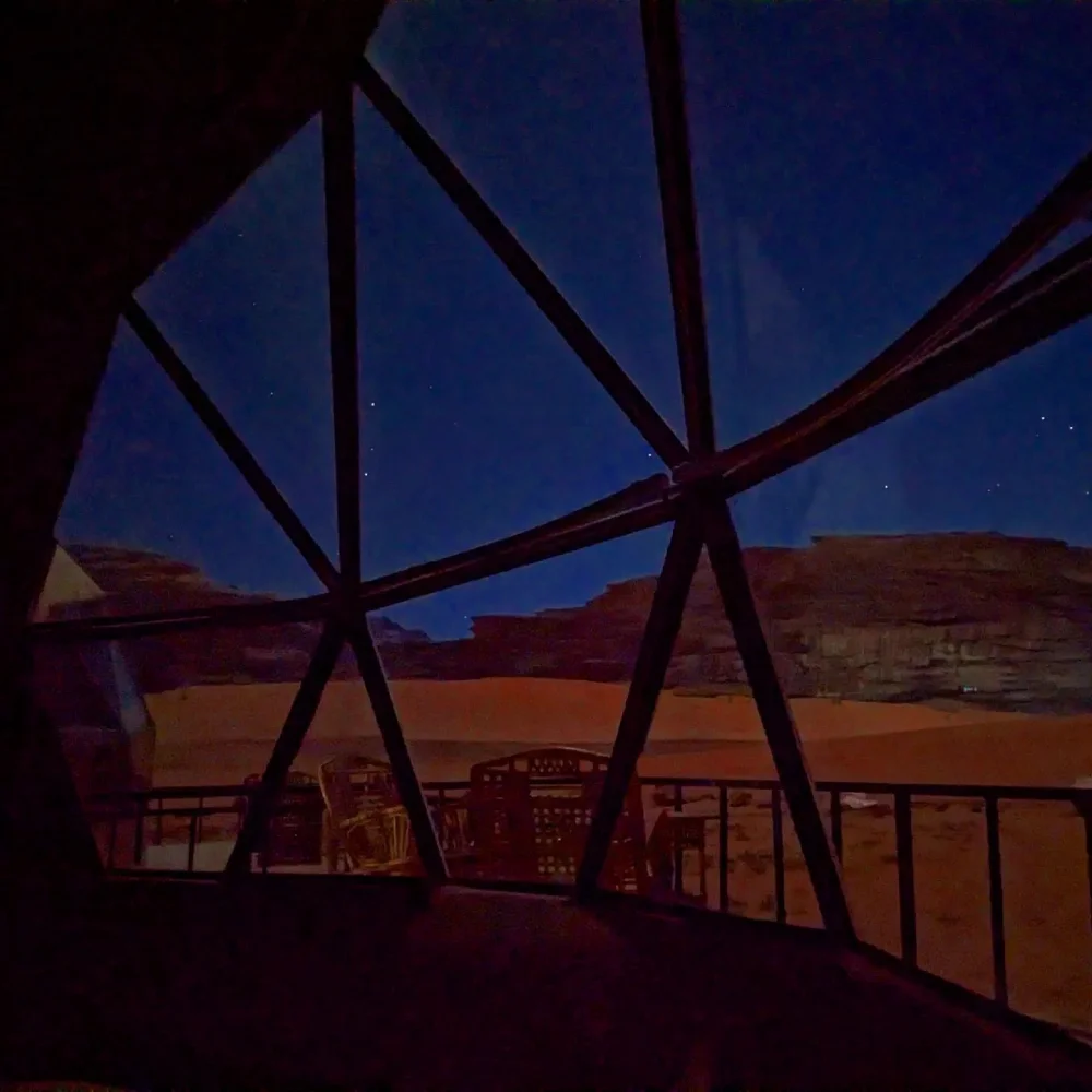 Wadi Rum Jordan rum magic camp at night