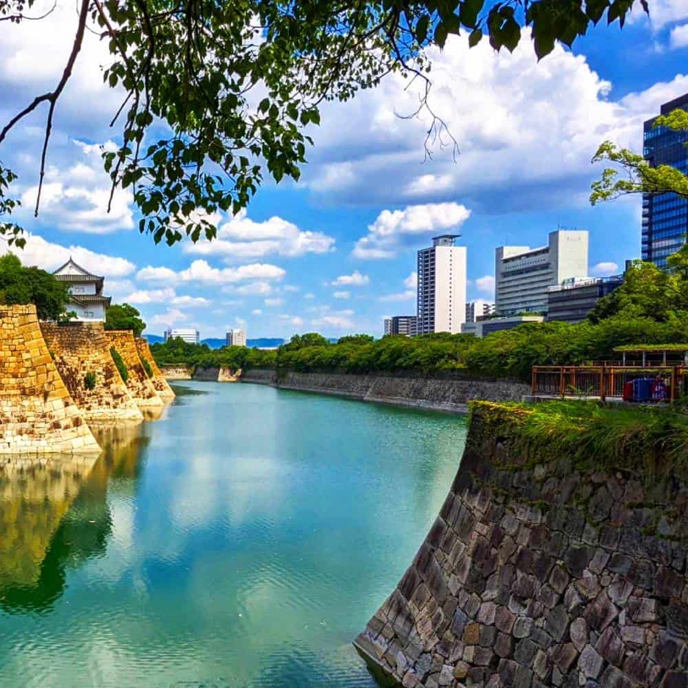 castle of Osaka, Japan - Things To Do And See